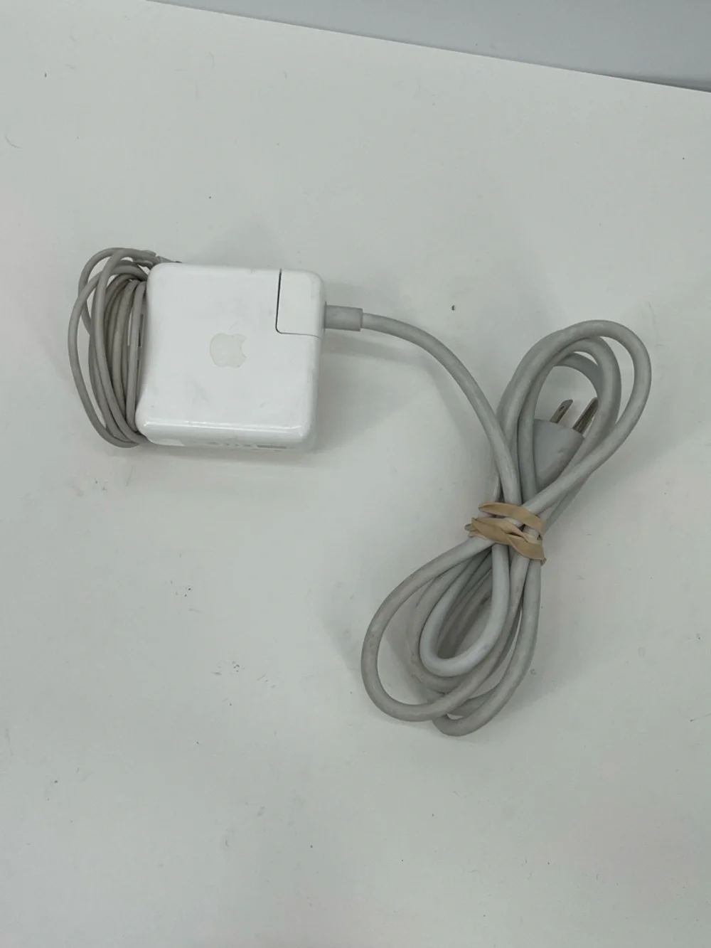⭐️Apple White MagSafe Charger 60W MagSafe A1344